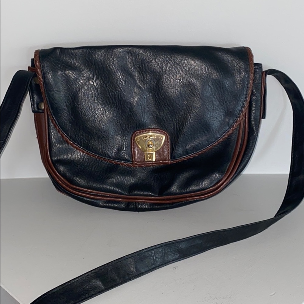 Leather cross body purse